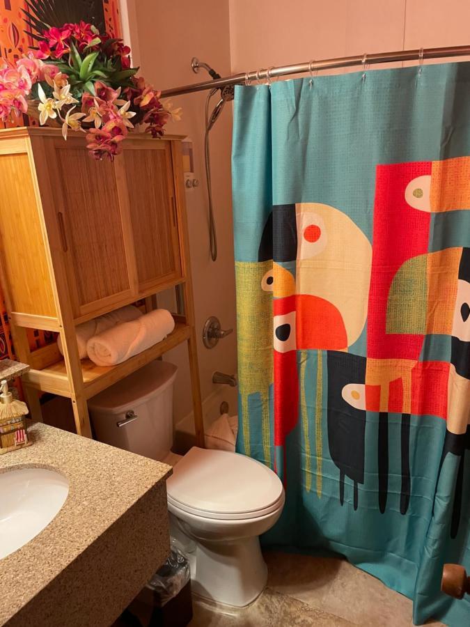 The Kondo Tiki Tampa Eksteriør billede