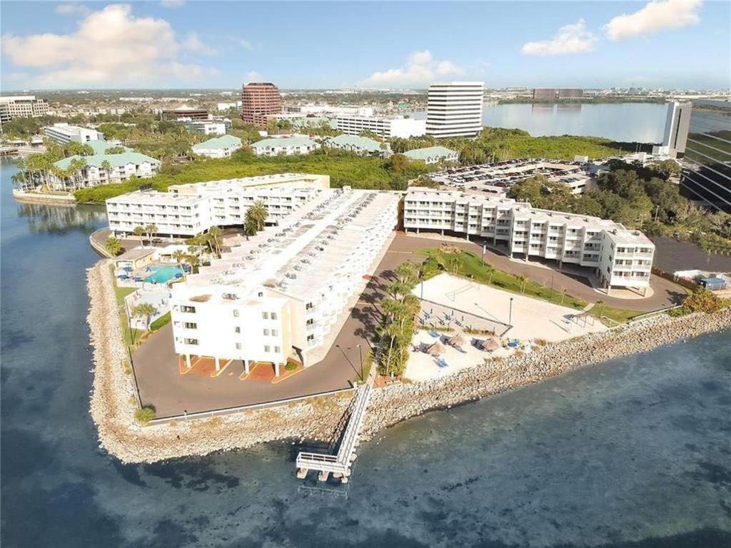 The Kondo Tiki Tampa Eksteriør billede