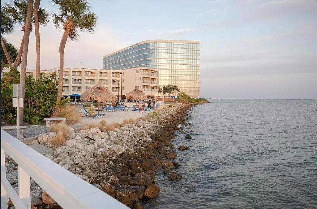 The Kondo Tiki Tampa Eksteriør billede